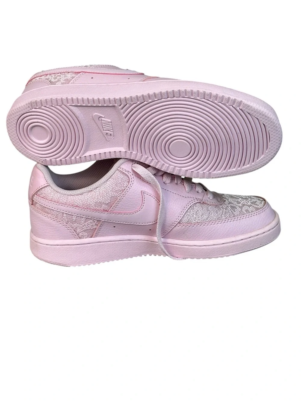 Nike Court Vision Low Women’s Pink Floral Sneakers Size 7.5